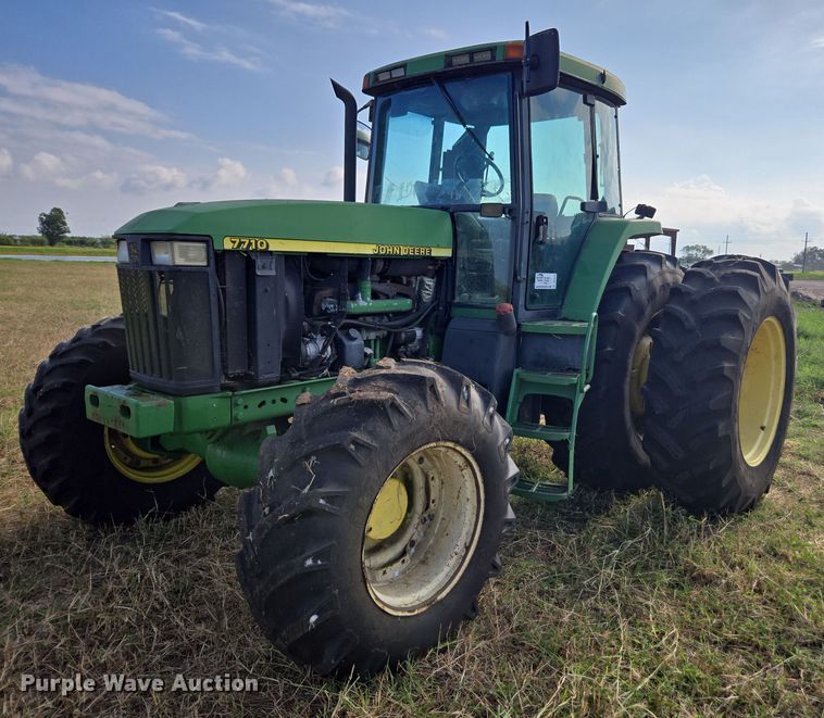 1999 John Deere 7810 MFWD tractor - DT4715