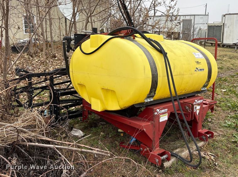 Demco sprayer - EA7894