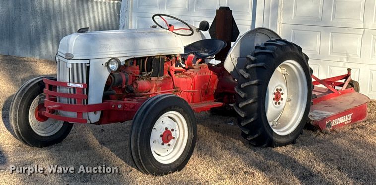 1950 Ford 8N tractor - EP2659