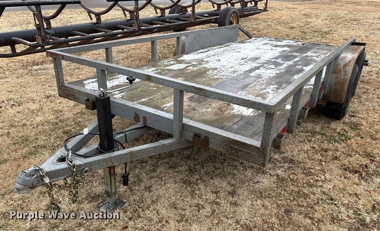 Shop built equipment trailer - EP2683