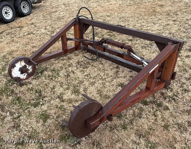 Three point bale unroller - EP2685