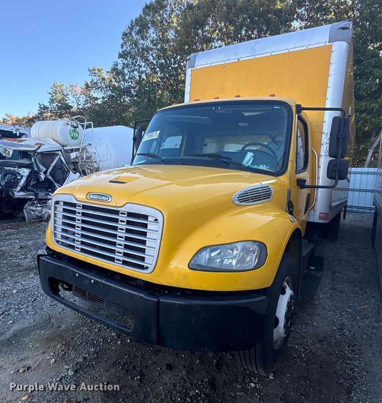 2016 Freightliner Business Class M2 box truck - YA1091