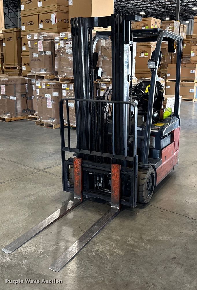 2015 Toyota 8FBE18U forklift - DU0336