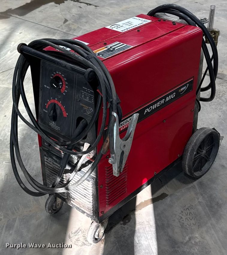 Lincoln Electric Power Mig 215 welder - EA2188