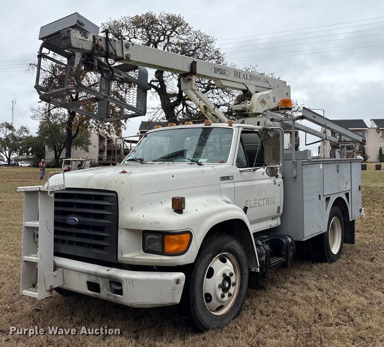 1995 Ford F700 bucket truck - EA7789