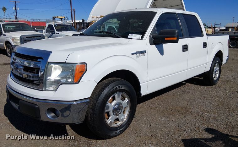 2014 Ford F150 SuperCrew pickup truck - EC1282