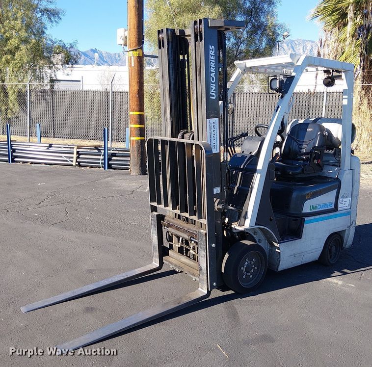 2017 UniCarriers CFS40 forklift - EE5062