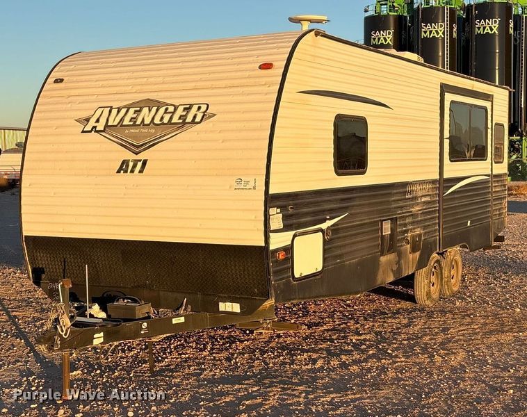 2019 Avenger Forest River camper - EF6235