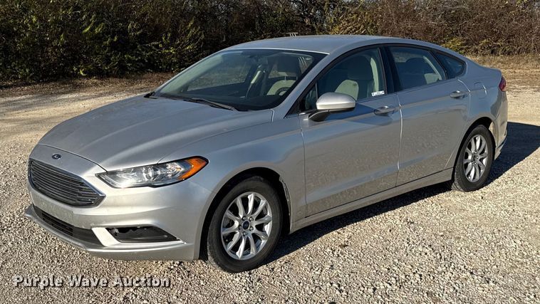 2017 Ford Fusion  - EN0155