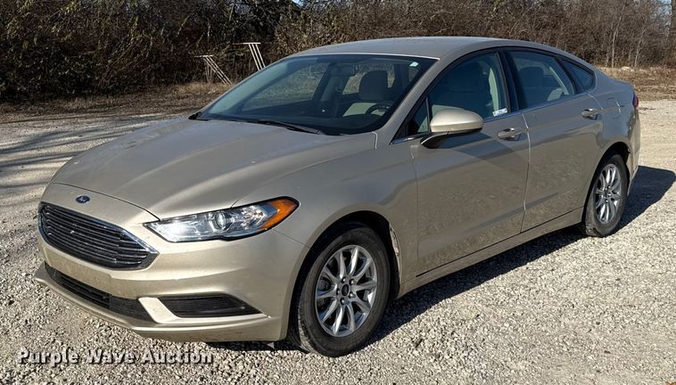 2017 Ford Fusion  - EN0161