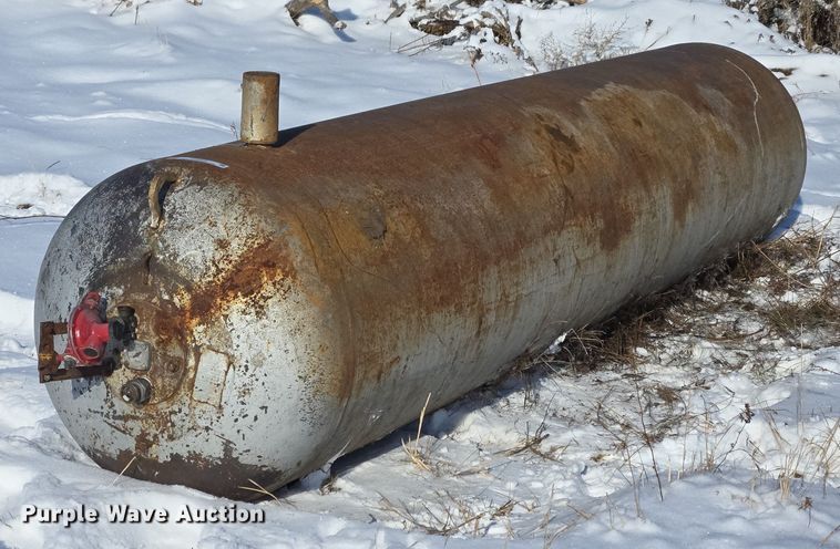 A.O. Smith propane tank - ES2573