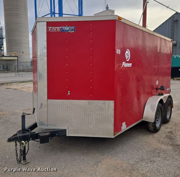 2016 Lark United Manufacturing LLC enclosed cargo trailer - ET5477