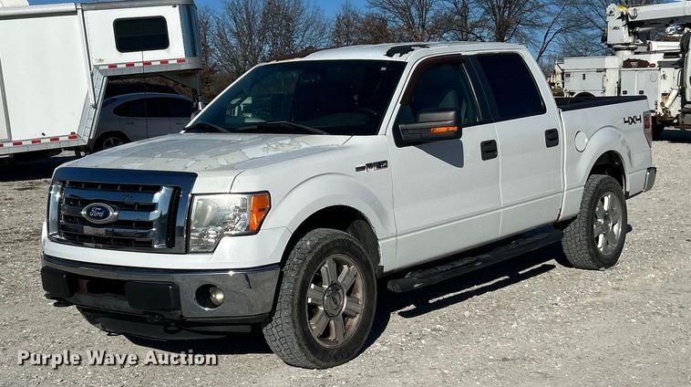 2011 Ford F150 XLT Crew Cab pickup truck - ET6816