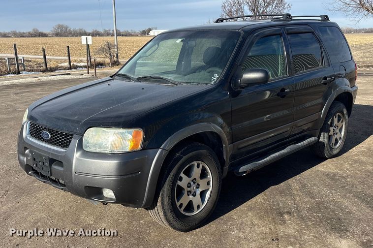 2004 Ford Escape  - FG1629