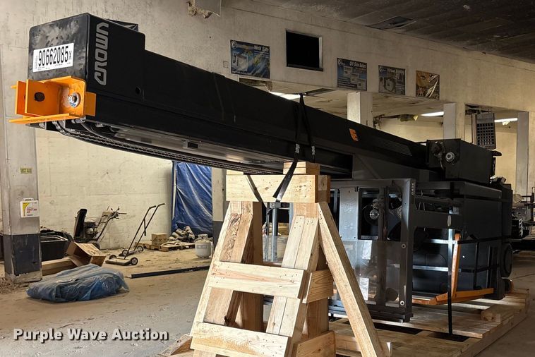 2024 Crown TSP6500-33 order picker - YA1437