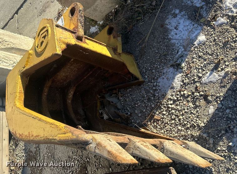 CF excavator bucket - DU3261