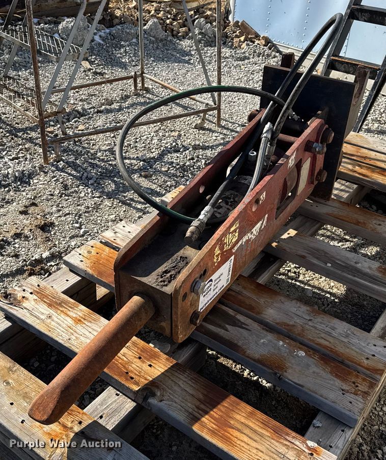 2004 AR70BXSF breaker - DW6719