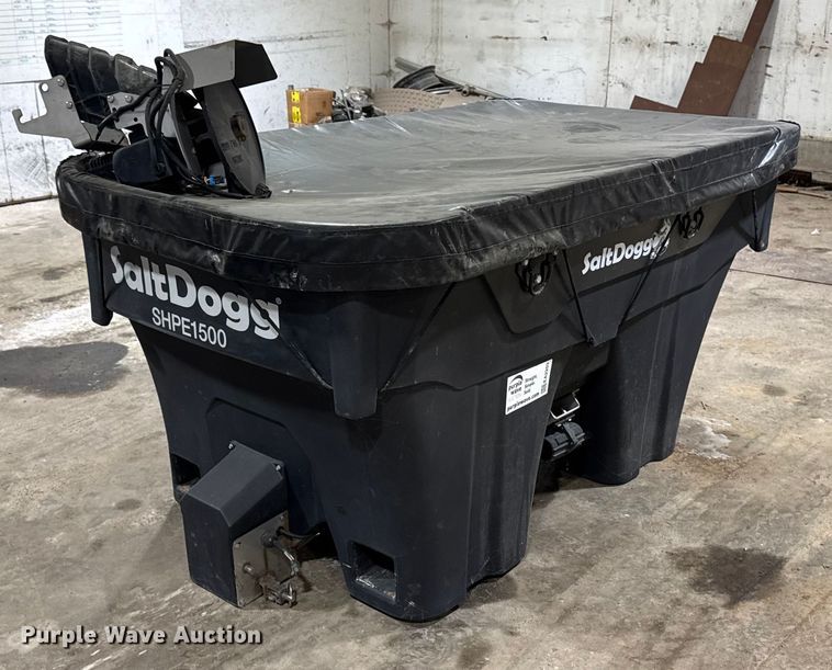 Saltdogg SHPE1500 spreader - EA2203