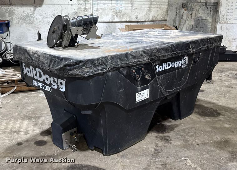 Salt dogg SHPE2000 spreader - EA2204
