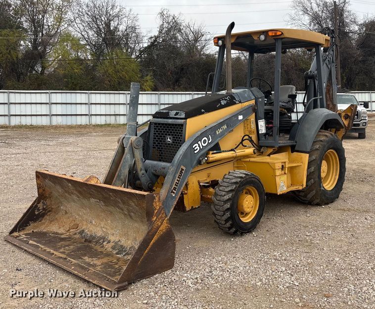 2010 John Deere 310J backhoe - EA7900