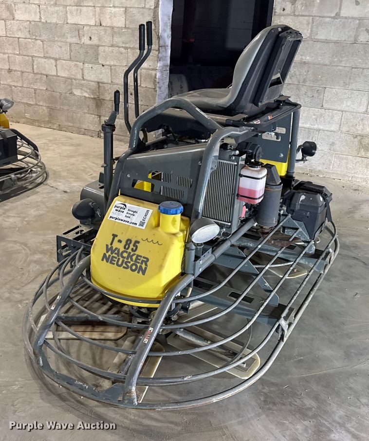 2015 Wacker Neuson CRT48 power trowel - EC4526