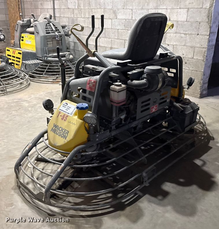 Wacker neuson CRT48 power trowel - EC4527
