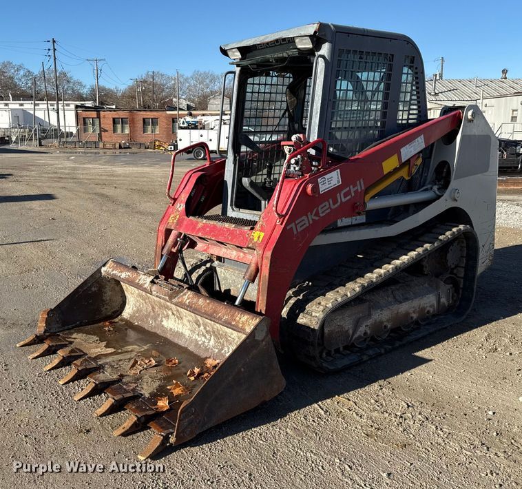 2015 Takeuchi TL8 tracked skid steer loader - EC4535