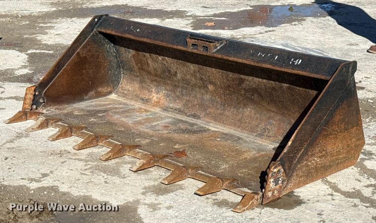 Virnig 84" W skid steer bucket - EC4550