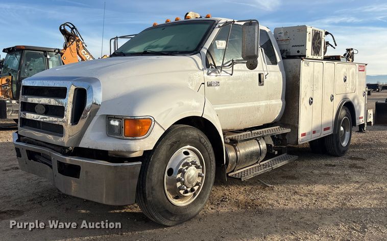 2008 Ford F650 Super Duty Ext. Cab utility / service truck - EC8171