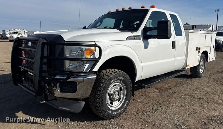 2013 Ford F250 Super Duty SuperCab utility bed pickup truck - EG1869