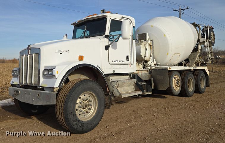 2003 Kenworth W900 ready mix truck - ES2657