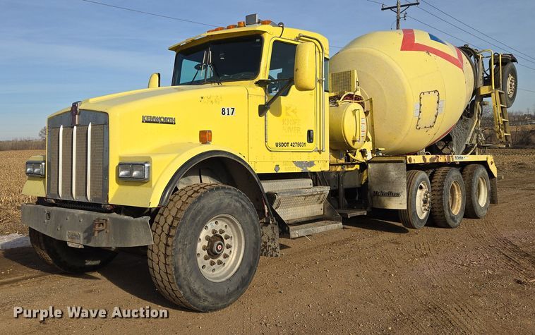 2004 Kenworth W900 ready mix truck - ES2658