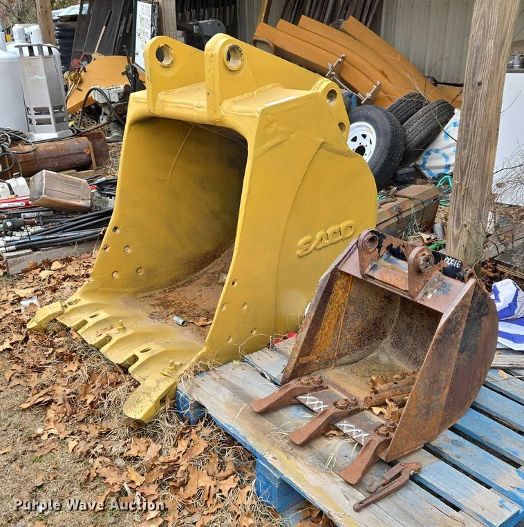 ESCO/JCB (2) excavator buckets - ET5454