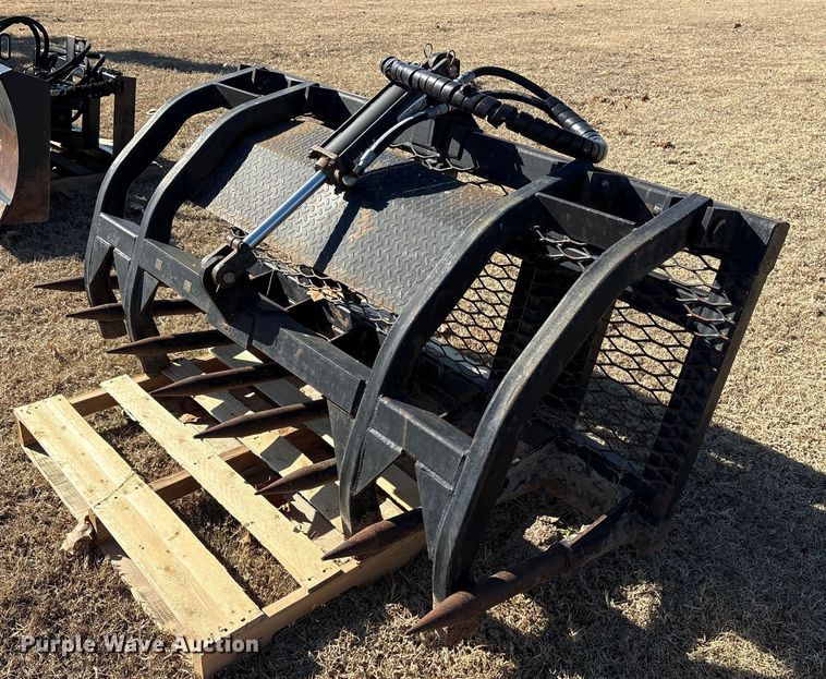 Maxim skid steer root grapple bucket - ET7444