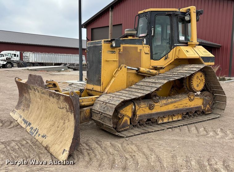 1997 Caterpillar D6M dozer - FG1645