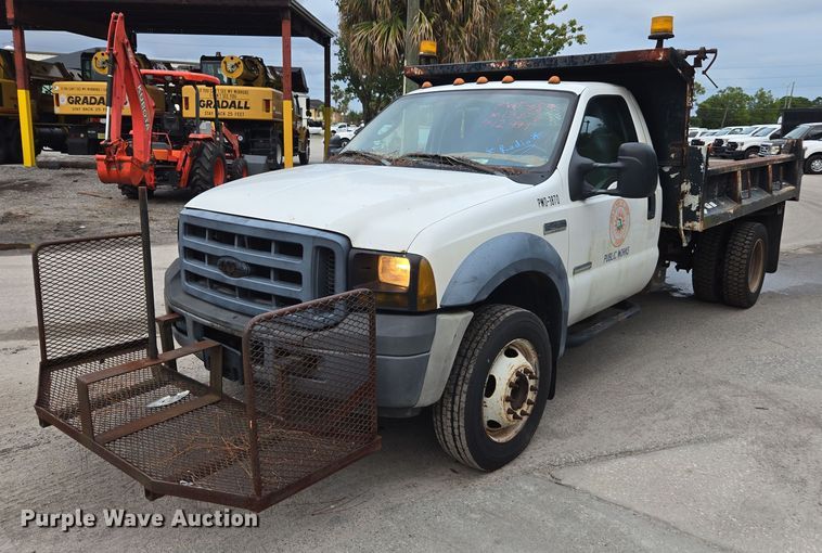 2007 Ford F450 Super Duty dump truck - DU2600