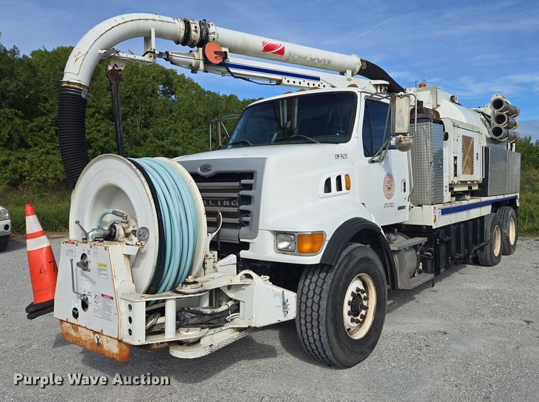 2007 Sterling Truck L7500 Series sewer jetter truck - DU2633