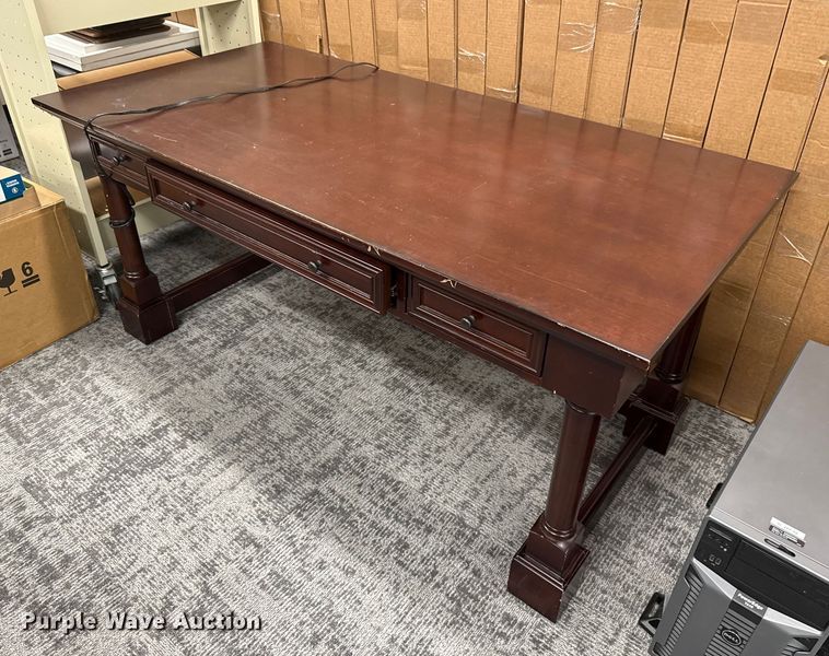 (2) desks - DW5212