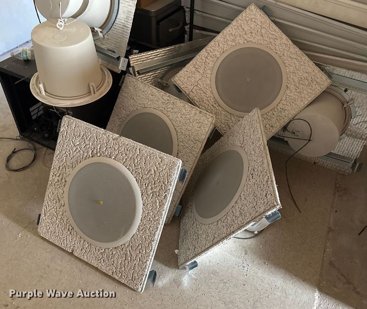 Atlas Sound FAP82T speakers - DW5218