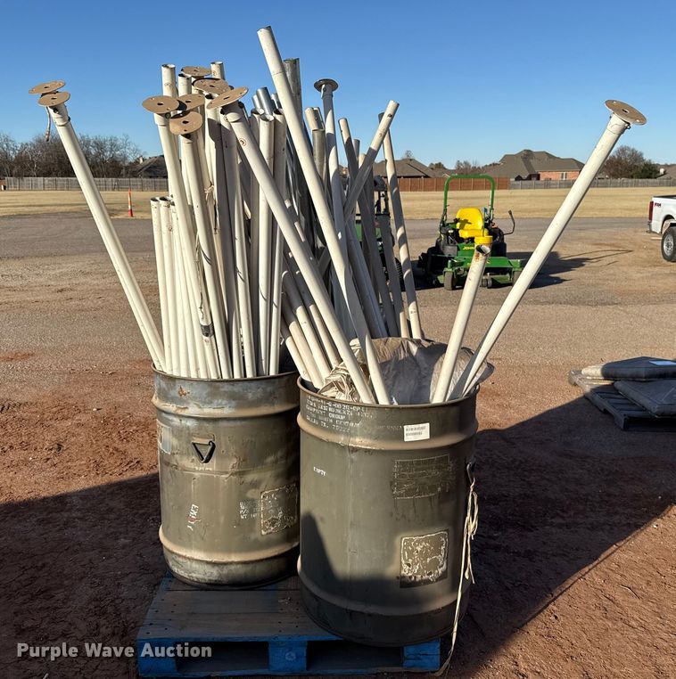 (3) portable tents - DW5225