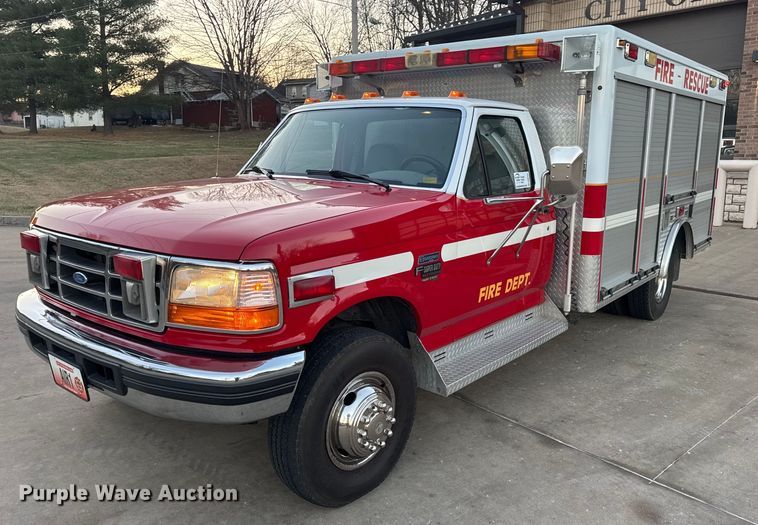 1997 Ford F450 Super Duty rescue vehicle - DW6741