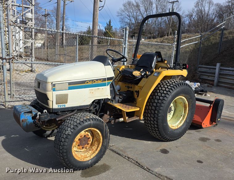 Cub Cadet 7275 tractor - DZ3717