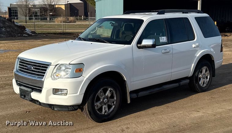 2010 Ford Explorer SUV - EA2208