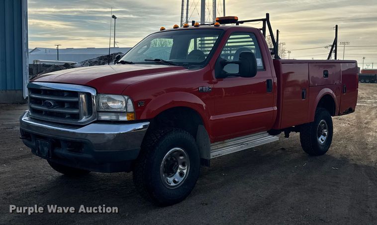 2003 Ford F350 Super Duty XL utility bed pickup truck - EA2209