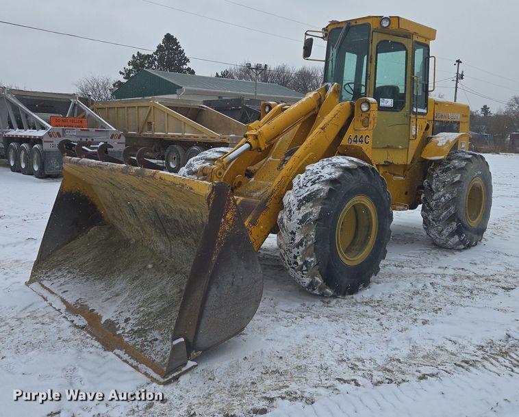 1982 John Deere 644C wheel loader - EB1204
