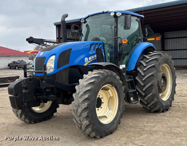 2015 New Holland TS6.120 MFWD tractor - ED2459