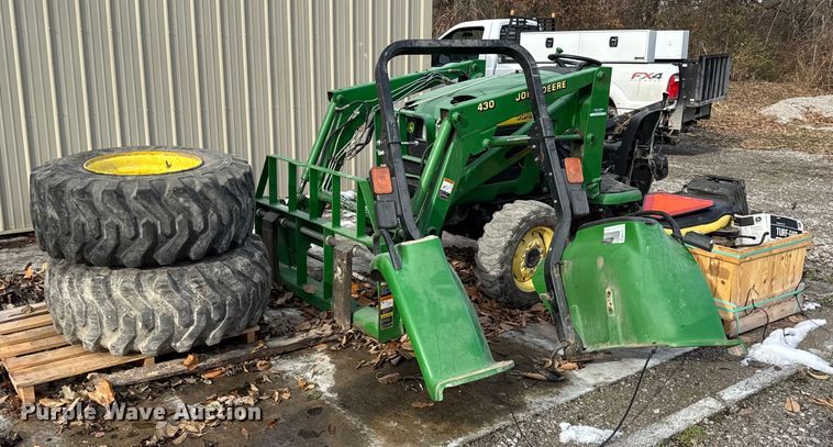 John Deere 4410 MFWD tractor - ER0348
