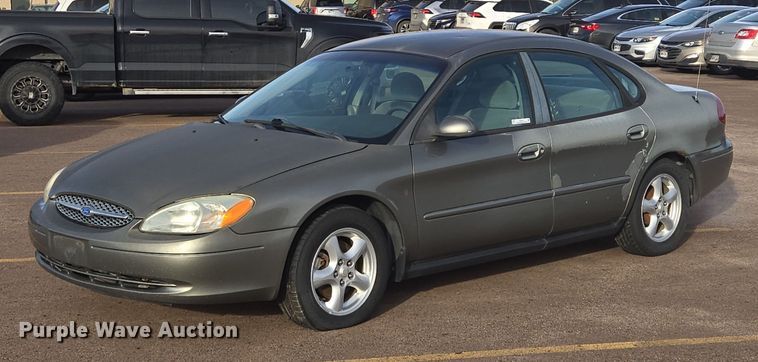 2002 Ford Taurus  - ES2653