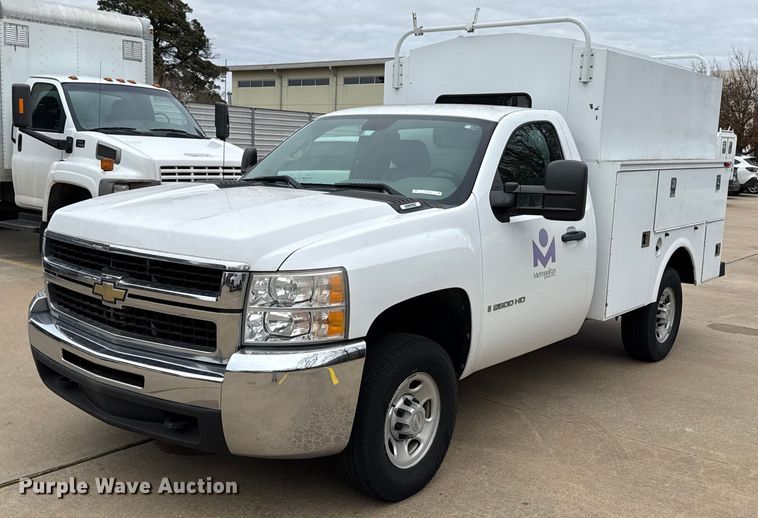 2008 Chevrolet Silverado 2500HD utility bed pickup truck - ES5503