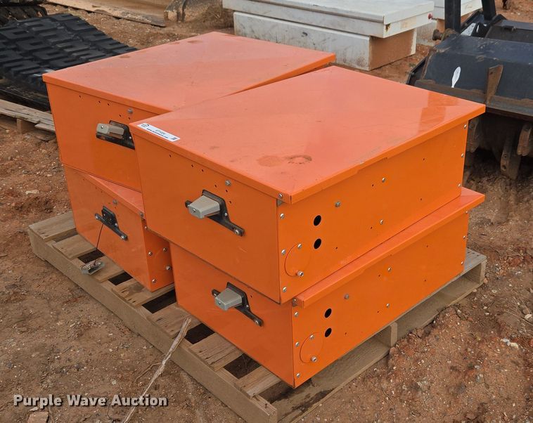 (4) road sign battery boxes - ET1024